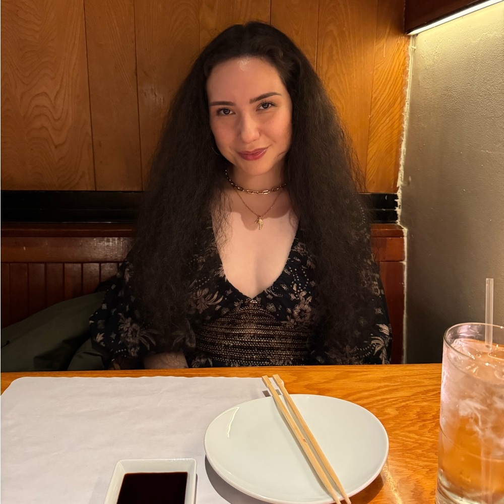 ABOUT ME 🤍 - Picture 3 of 4